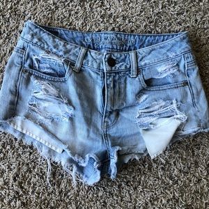 American eagle outfitters ripped jean shorts